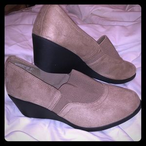 Comfort Plus Predictions Size 6 1/2